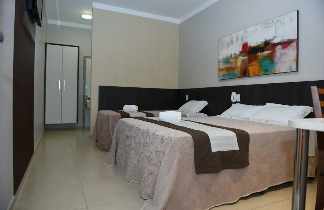 Hotel E Pousada 3 De Abril-1