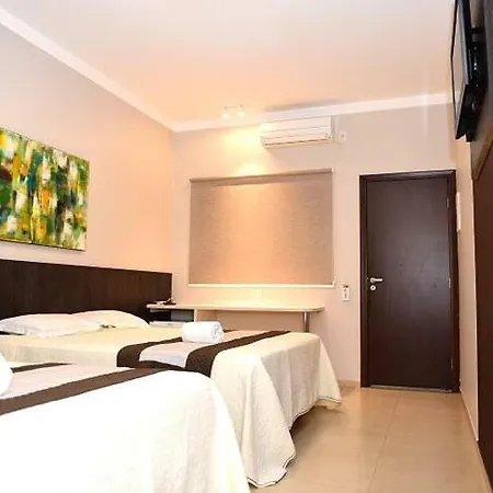 Hotel E Pousada 3 De Abril-2