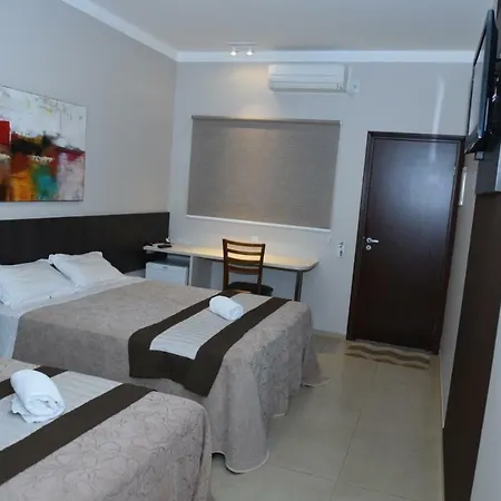 Hotel E Pousada 3 De Abril-3